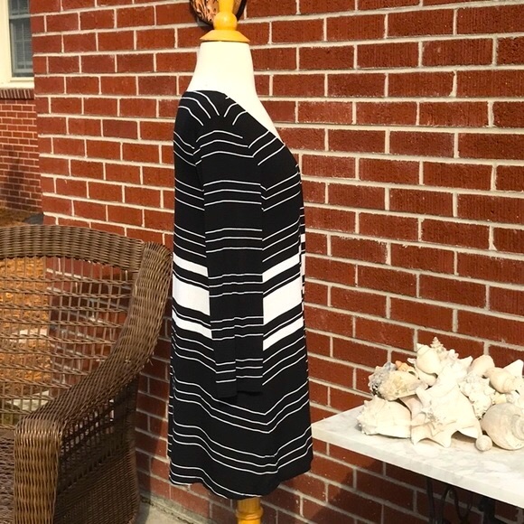 Max Studio Top - Picture 4 of 11